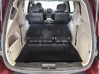 2017 Dodge Grand Caravan in Saint-Hyacinthe, Quebec - 6 - w320h240px