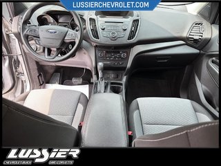 2017 Ford Escape in Saint-Hyacinthe, Quebec - 8 - w320h240px