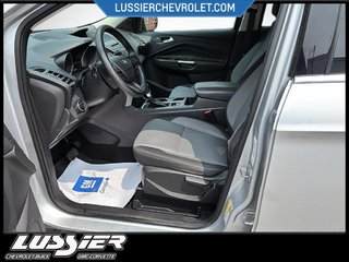 2017 Ford Escape in Saint-Hyacinthe, Quebec - 7 - w320h240px