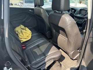 2017 Ford Escape in Saint-Hyacinthe, Quebec - 5 - w320h240px