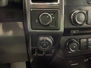 Ford F-150  2016 à Saint-Hyacinthe, Québec - 16 - w320h240px
