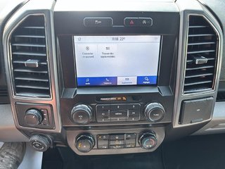 2020 Ford F-150 in Saint-Hyacinthe, Quebec - 12 - w320h240px