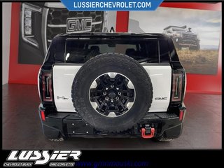 GMC Hummer SUV e4WD  2025 à Saint-Hyacinthe, Québec - 3 - w320h240px