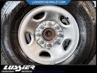 GMC SAVANA FOURGONNETTE UTILITAIRE, 2500  2024 à Saint-Hyacinthe, Québec - 6 - w320h240px