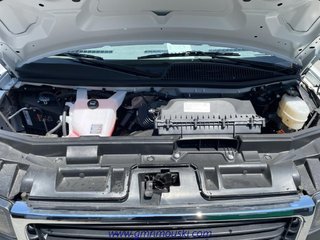 GMC SAVANA  2023 à Saint-Hyacinthe, Québec - 3 - w320h240px