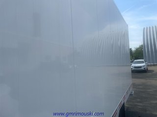 GMC SAVANA  2023 à Saint-Hyacinthe, Québec - 4 - w320h240px