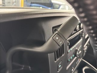 2023 GMC Savana in Saint-Hyacinthe, Quebec - 15 - w320h240px