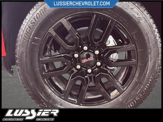 GMC SIERRA 1500 CREW CAB 4WD  2026 à Saint-Hyacinthe, Québec - 7 - w320h240px
