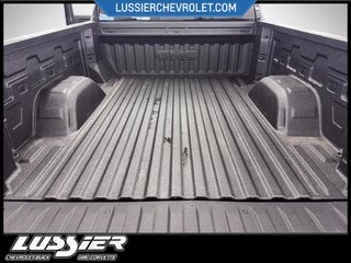 2026 GMC SIERRA 1500 CREW CAB 4WD in Saint-Hyacinthe, Quebec - 17 - w320h240px