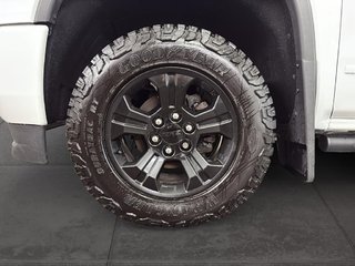 GMC SIERRA  2017 à Saint-Hyacinthe, Québec - 7 - w320h240px