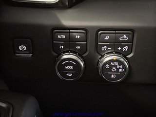 GMC SIERRA  2022 à Saint-Hyacinthe, Québec - 16 - w320h240px