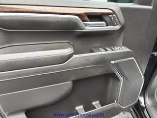 GMC SIERRA  2024 à Saint-Hyacinthe, Québec - 9 - w320h240px