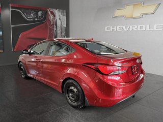 2014 Hyundai Elantra in Saint-Hyacinthe, Quebec - 4 - w320h240px