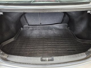 2017 Hyundai ELANTRA in Saint-Hyacinthe, Quebec - 18 - w320h240px