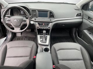 2018 Hyundai Elantra in Saint-Hyacinthe, Quebec - 10 - w320h240px