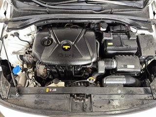 2019 Hyundai Elantra in Saint-Hyacinthe, Quebec - 8 - w320h240px