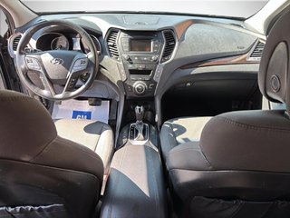 Hyundai SANTA FE  2018 à Saint-Hyacinthe, Québec - 10 - w320h240px