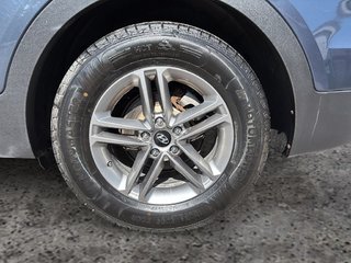 Hyundai SANTA FE  2018 à Saint-Hyacinthe, Québec - 7 - w320h240px