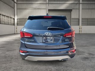 Hyundai SANTA FE  2018 à Saint-Hyacinthe, Québec - 3 - w320h240px