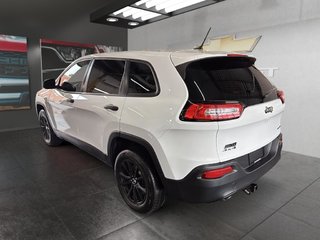 Jeep Cherokee  2014 à Saint-Hyacinthe, Québec - 4 - w320h240px