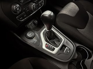 Jeep Cherokee  2014 à Saint-Hyacinthe, Québec - 15 - w320h240px