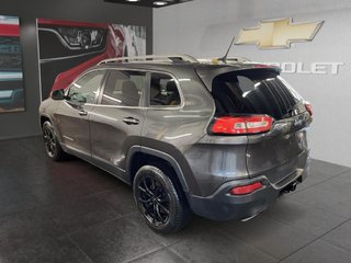 Jeep Cherokee  2015 à Saint-Hyacinthe, Québec - 4 - w320h240px