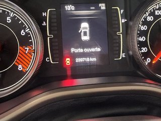 Jeep Cherokee  2015 à Saint-Hyacinthe, Québec - 13 - w320h240px