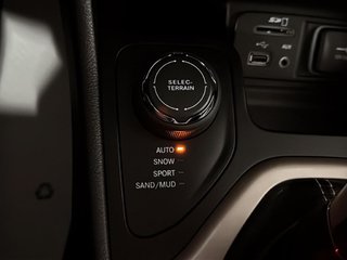 Jeep Cherokee  2015 à Saint-Hyacinthe, Québec - 16 - w320h240px