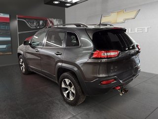 Jeep CHEROKEE  2016 à Saint-Hyacinthe, Québec - 4 - w320h240px
