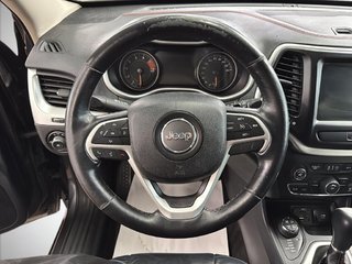 Jeep CHEROKEE  2016 à Saint-Hyacinthe, Québec - 11 - w320h240px
