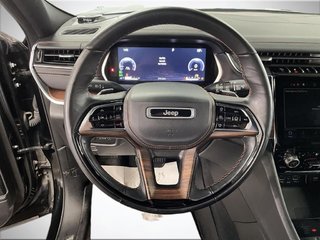 2021 Jeep Grand Cherokee L in Saint-Hyacinthe, Quebec - 11 - w320h240px