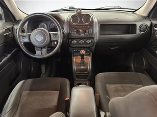 Jeep Patriot  2011 à Saint-Hyacinthe, Québec - 7 - w320h240px