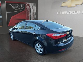 Kia FORTE  2016 à Saint-Hyacinthe, Québec - 4 - w320h240px