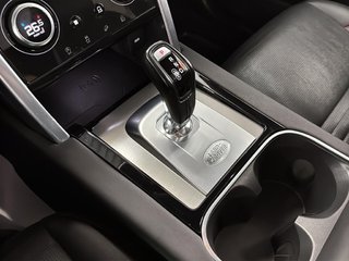 Land Rover Discovery  2023 à Saint-Hyacinthe, Québec - 15 - w320h240px