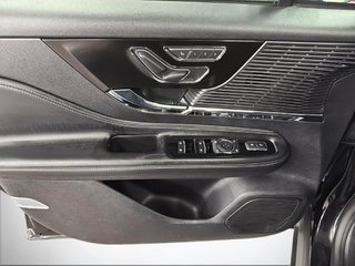2022 Lincoln CORSAIR in Saint-Hyacinthe, Quebec - 13 - w320h240px