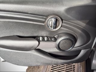 MINI COOPER  2018 à Saint-Hyacinthe, Québec - 10 - w320h240px