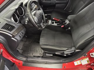 2015 Mitsubishi Lancer in Saint-Hyacinthe, Quebec - 9 - w320h240px