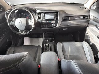 Mitsubishi OUTLANDER  2016 à Saint-Hyacinthe, Québec - 9 - w320h240px