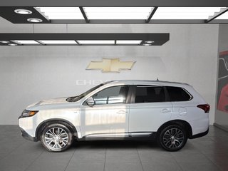 Mitsubishi OUTLANDER  2016 à Saint-Hyacinthe, Québec - 4 - w320h240px