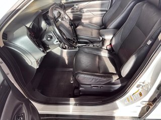 Mitsubishi OUTLANDER  2016 à Saint-Hyacinthe, Québec - 8 - w320h240px