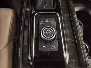 Nissan Armada  2023 à Saint-Hyacinthe, Québec - 16 - w320h240px