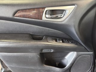 Nissan Pathfinder  2014 à Saint-Hyacinthe, Québec - 11 - w320h240px