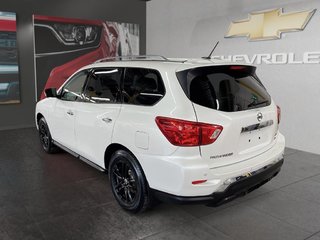 Nissan Pathfinder  2017 à Saint-Hyacinthe, Québec - 4 - w320h240px