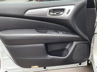 2019 Nissan Pathfinder in Saint-Hyacinthe, Quebec - 8 - w320h240px