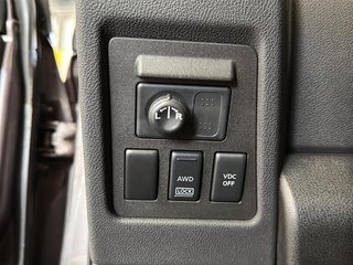 2010 Nissan Rogue in Saint-Hyacinthe, Quebec - 15 - w320h240px