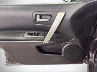 Nissan Rogue  2012 à Saint-Hyacinthe, Québec - 10 - w320h240px