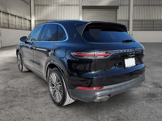 2022 Porsche Cayenne in Saint-Hyacinthe, Quebec - 4 - w320h240px