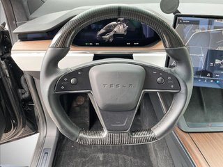 Tesla Model X  2023 à Saint-Hyacinthe, Québec - 9 - w320h240px