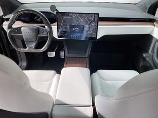 2023 Tesla Model X in Saint-Hyacinthe, Quebec - 8 - w320h240px