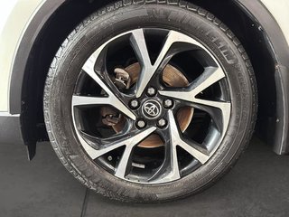 Toyota C-HR  2019 à Saint-Hyacinthe, Québec - 7 - w320h240px